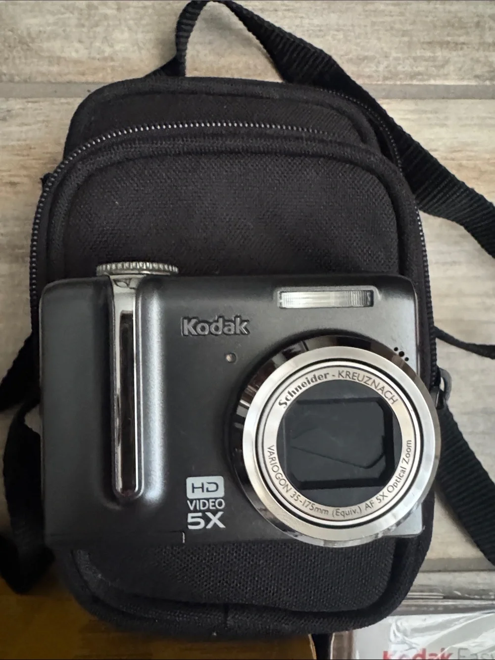 Kodak Black Digital Camera with Black Carrying Pouch and Box